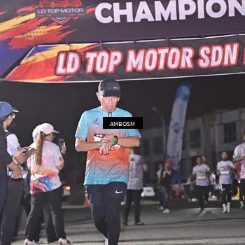 Runner Photo 7671444