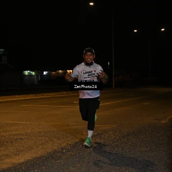 Runner Photo 7671453