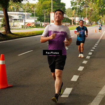 Runner Photo 7671455