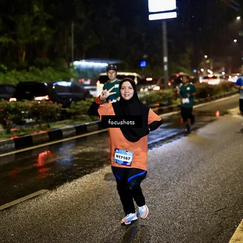 Runner Photo 7671458