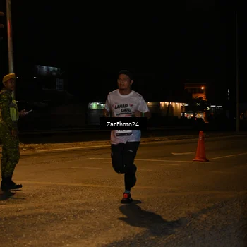 Runner Photo 7671462