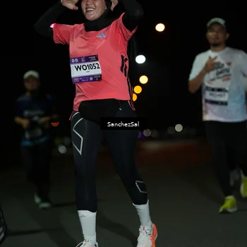 Runner Photo 7671478