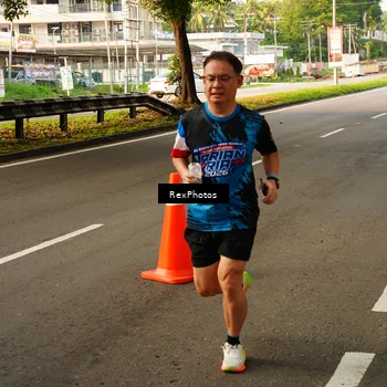 Runner Photo 7671487