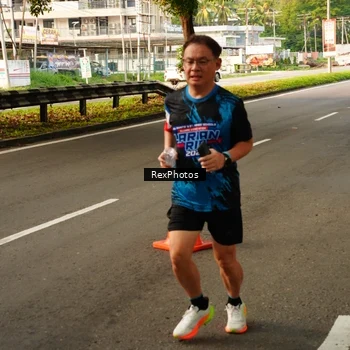 Runner Photo 7671492