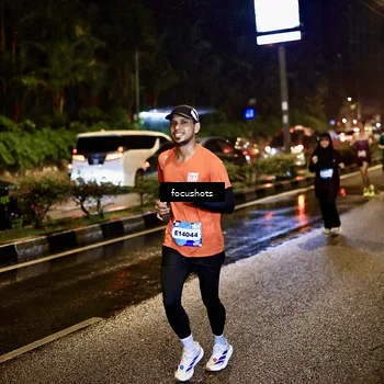 Runner Photo 7671515