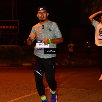 Runner Photo 7671521