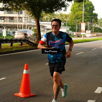 Runner Photo 7671526