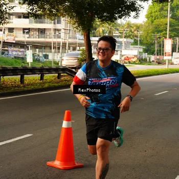 Runner Photo 7671527