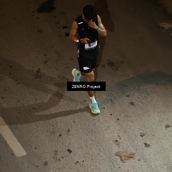 Runner Photo 7671533