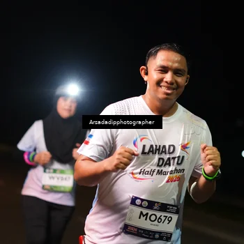 Runner Photo 7671539