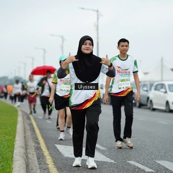 Runner Photo 7671569