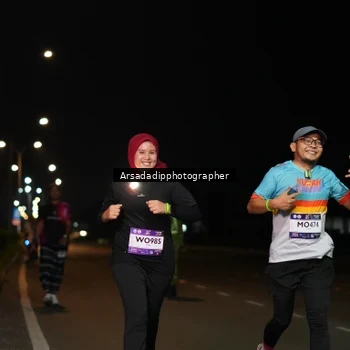 Runner Photo 7671574