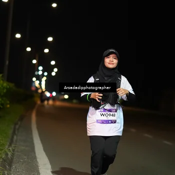Runner Photo 7671578