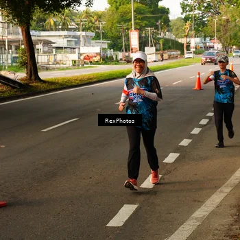 Runner Photo 7671585