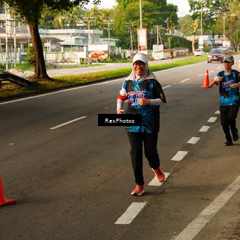 Runner Photo 7671594