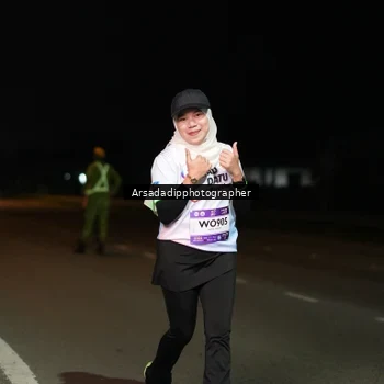 Runner Photo 7671609
