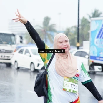 Runner Photo 7671615