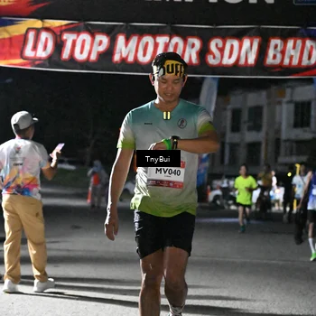 Runner Photo 7671618