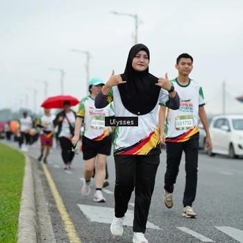 Runner Photo 7671622
