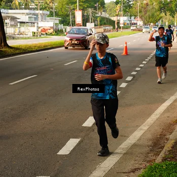 Runner Photo 7671655