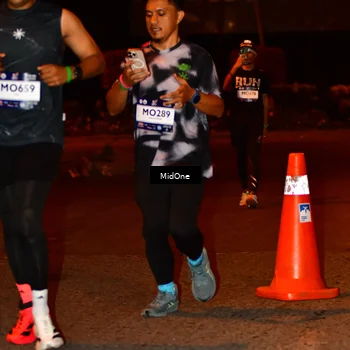 Runner Photo 7671656