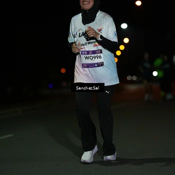 Runner Photo 7671658