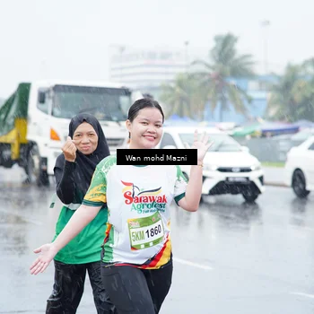Runner Photo 7671663
