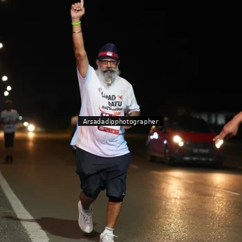 Runner Photo 7671681