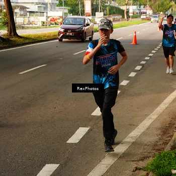 Runner Photo 7671687