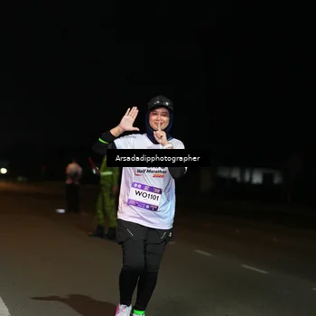 Runner Photo 7671689