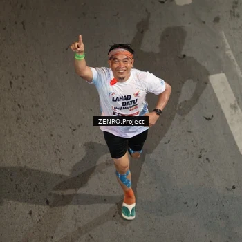 Runner Photo 7671692