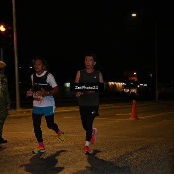 Runner Photo 7671714