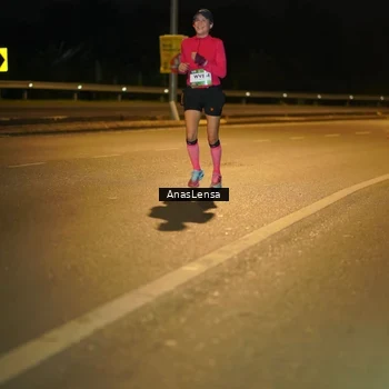 Runner Photo 7671717