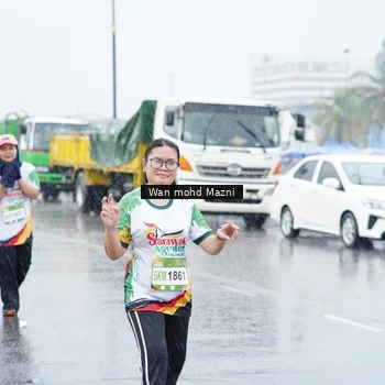 Runner Photo 7671718