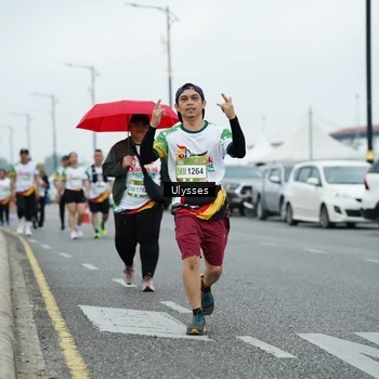Runner Photo 7671722