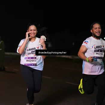 Runner Photo 7671724