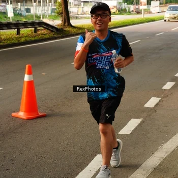 Runner Photo 7671733