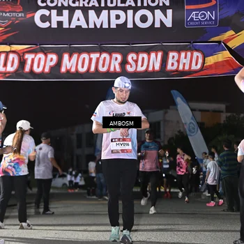 Runner Photo 7671748