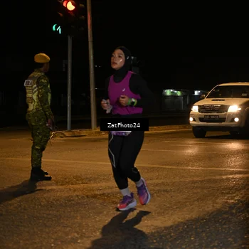 Runner Photo 7671758