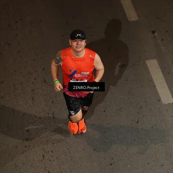 Runner Photo 7671761