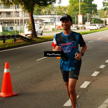 Runner Photo 7671765