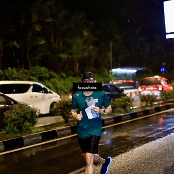 Runner Photo 7671768