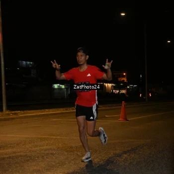 Runner Photo 7671769