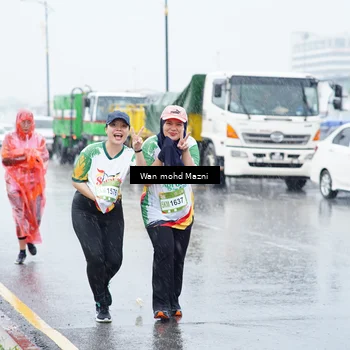 Runner Photo 7671773