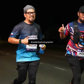 Runner Photo 7671789