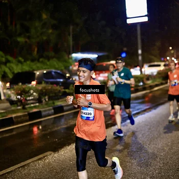 Runner Photo 7671790