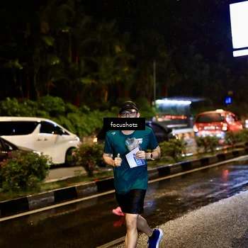 Runner Photo 7671792