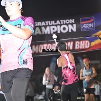 Runner Photo 7671797