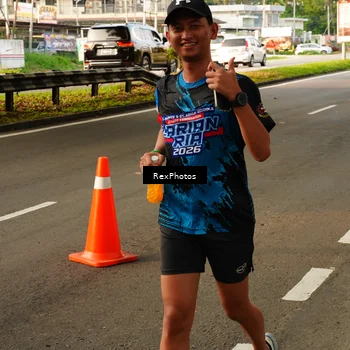 Runner Photo 7671806