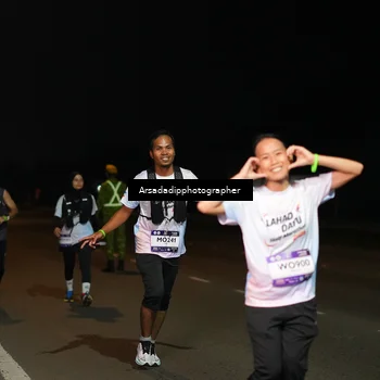 Runner Photo 7671811